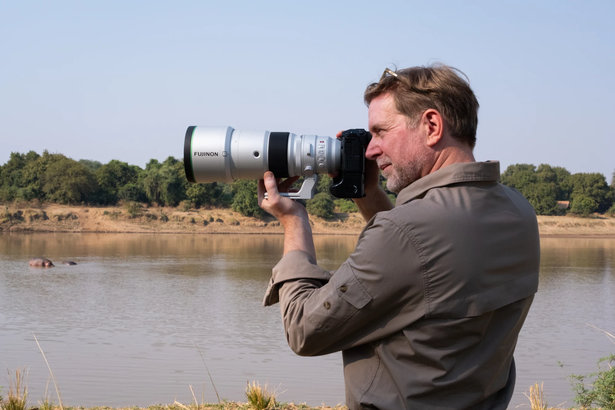 XF 400mm lens handheld