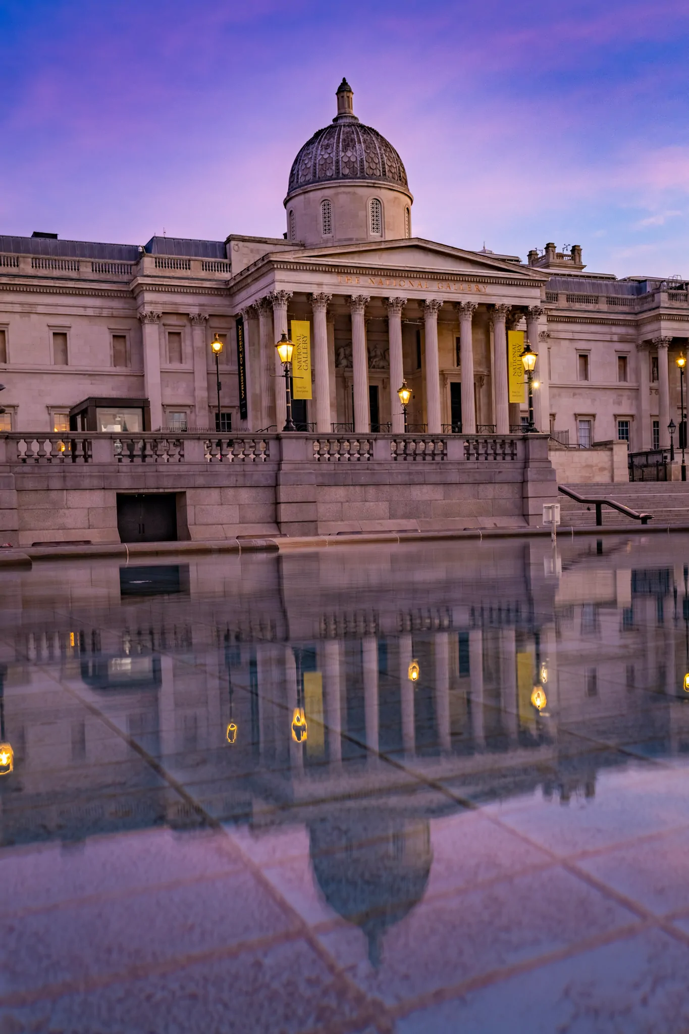 London museum at dawn