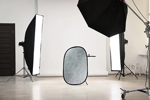 Lighting modifiers including softbox and accessories