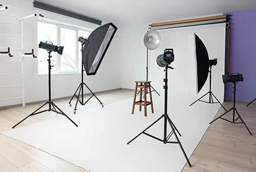 Studio flash kit setup in professional photo studio