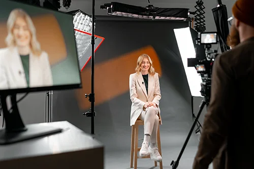 Continuous LED light used for interview setup