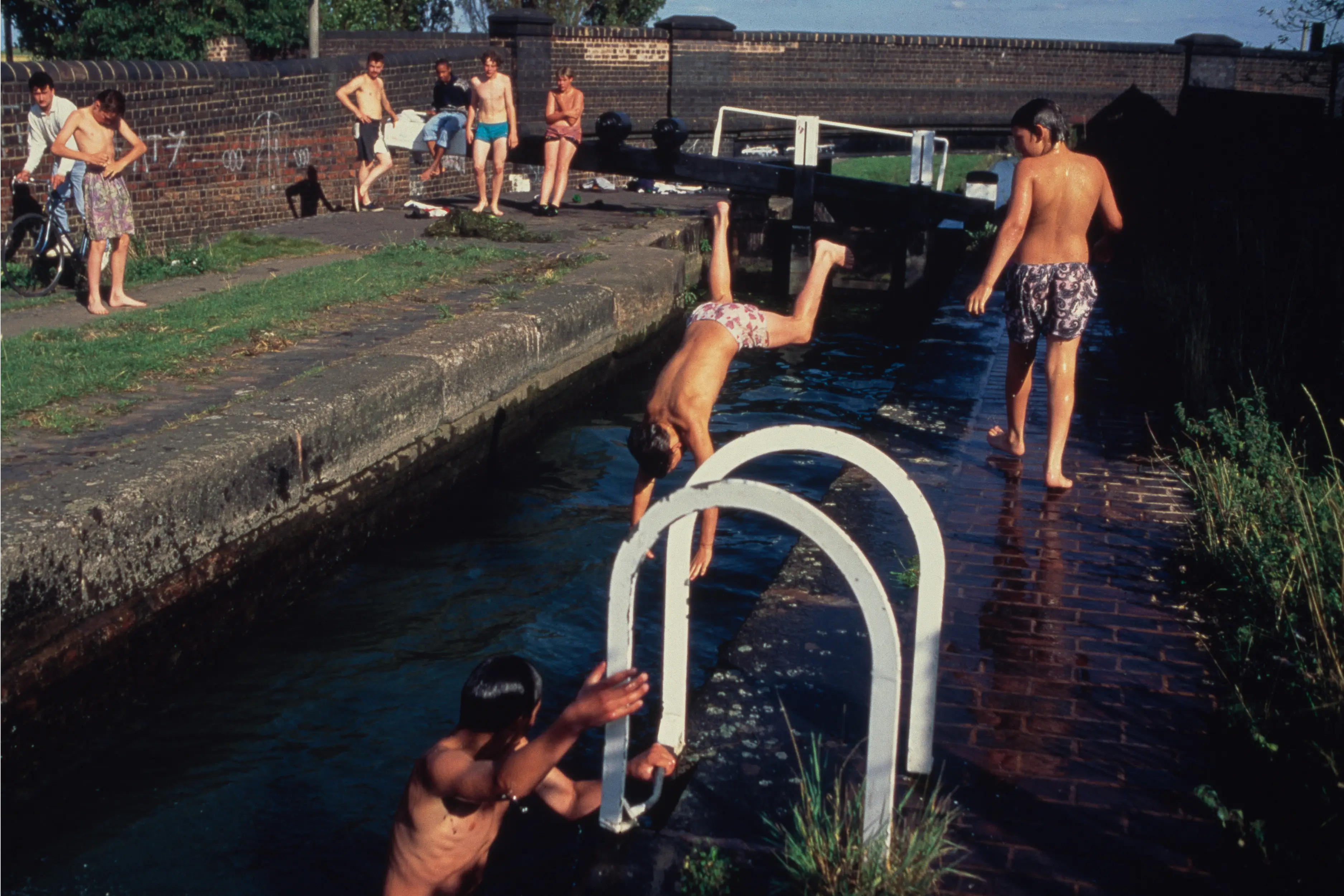 Hire Magnum: A World In Color at FUJIKINA London - Image 3