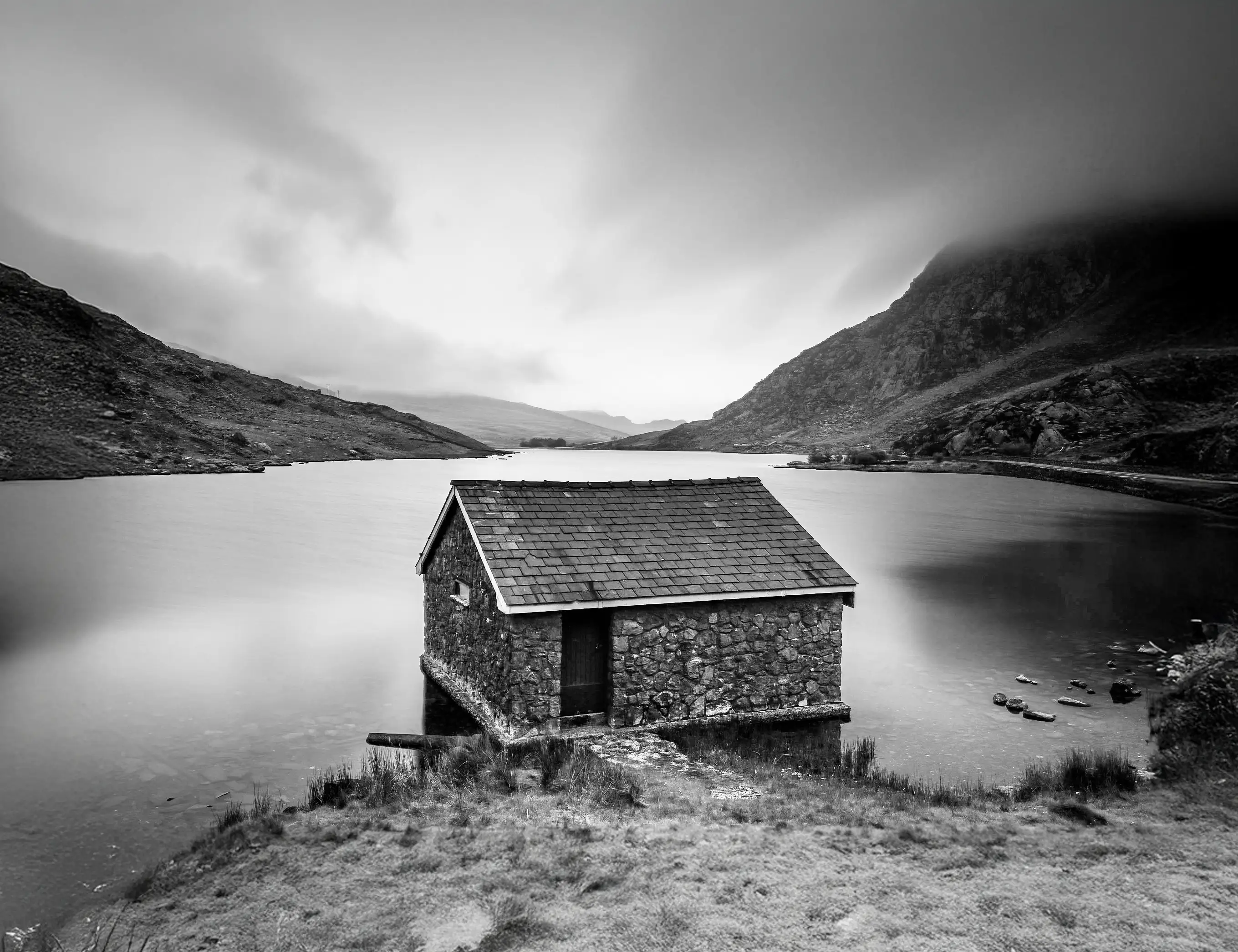Hire Introduction to Landscape Photography in Eryri National Park - Image 4