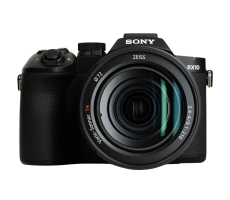 RX10 V front